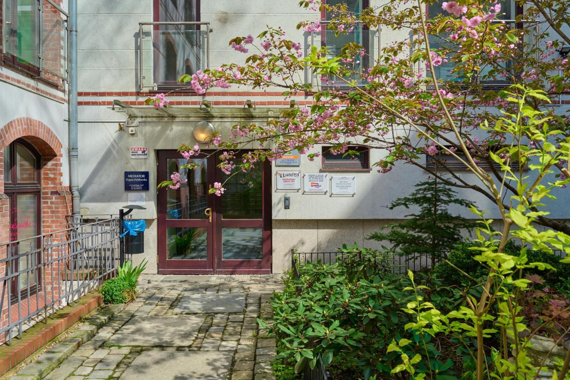 Apartament Szept Galeria Dominikanska By Noclegi Renters Wroclaw Exterior photo